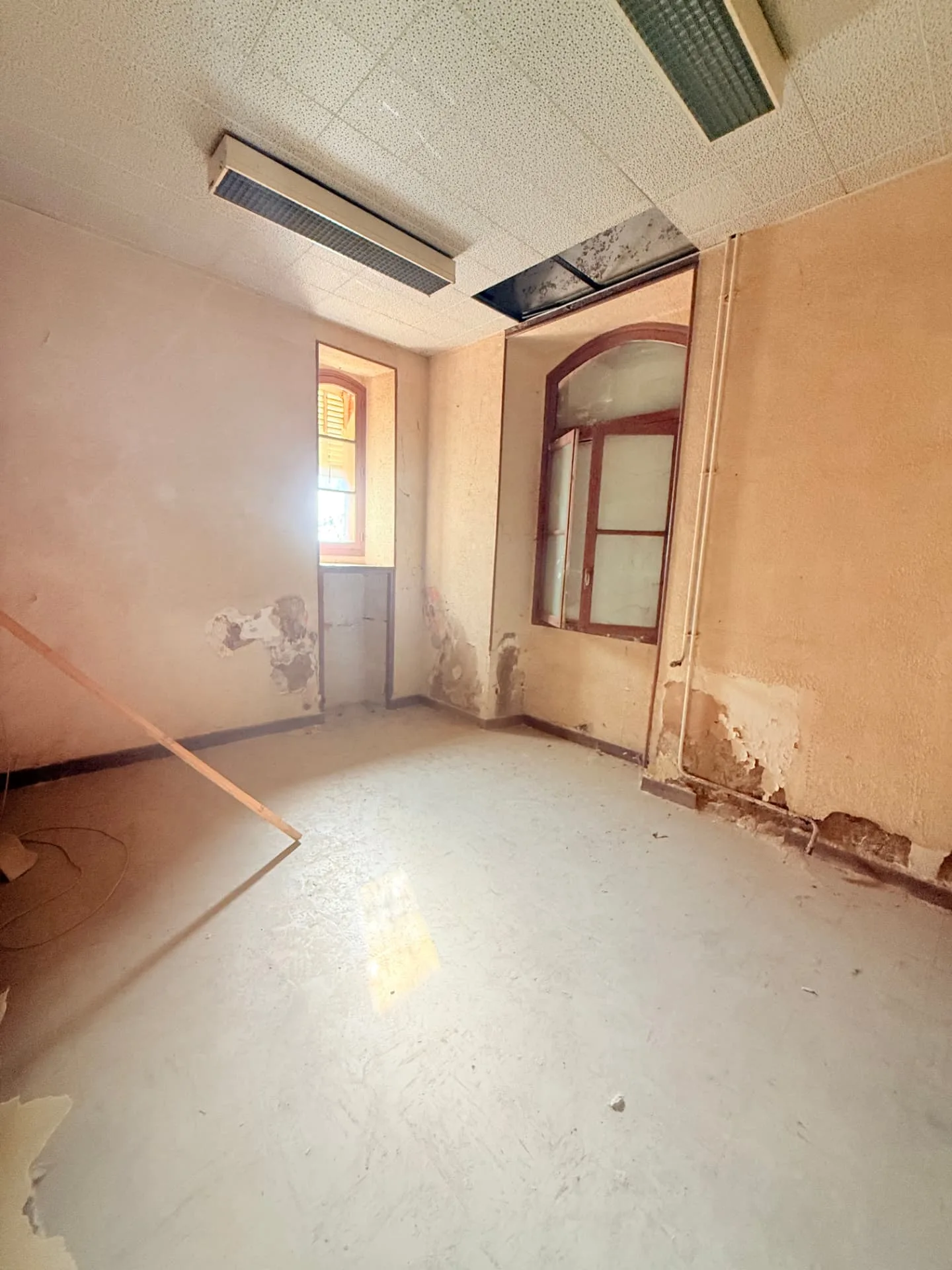 Chambre du lot 0.06 avant restauration — Château Horace Vernet